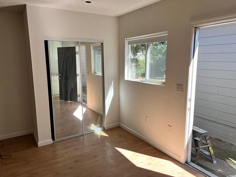Unit 2 - Closet