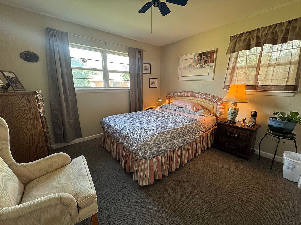 1st image of 508 Holman Ln #2