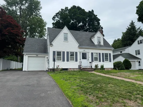 34 Knollwood Road, East Hartford, CT 06118