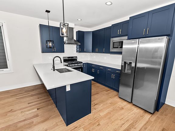 5th image of 1738 W 17th St #2