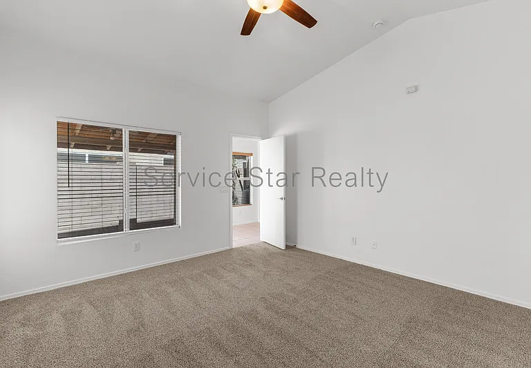 3039 E Hononegh Dr — Photo 17