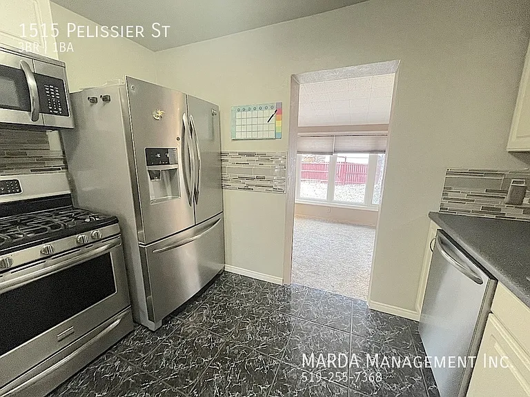 1515 Pelissier St — Photo 12