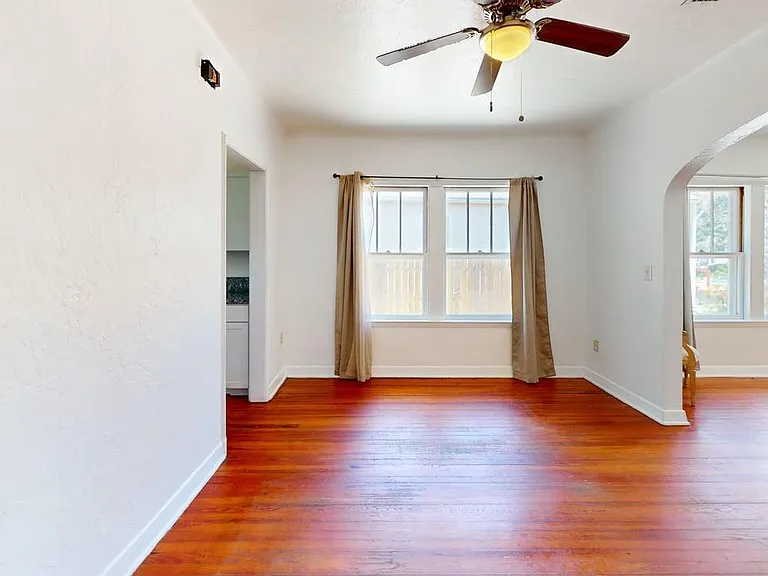 318 Braddock Ave #1 — Photo 24