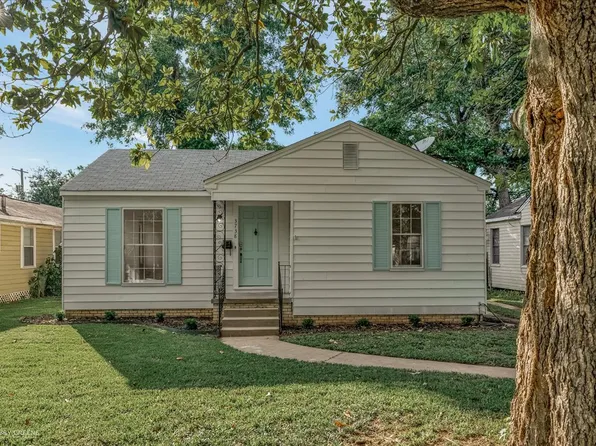 3738 Greenway Pl, Shreveport, LA 71105