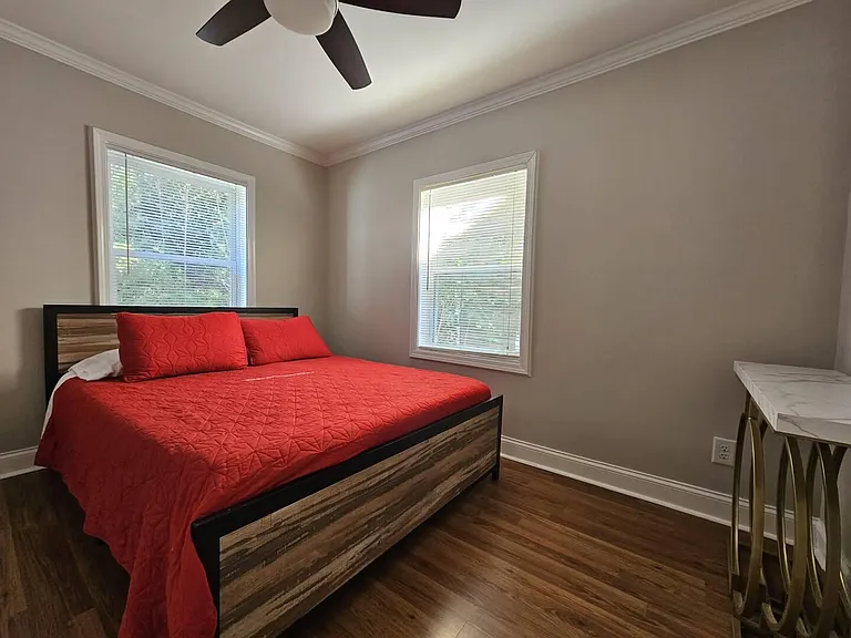 1271 Holly St NW — Photo 7