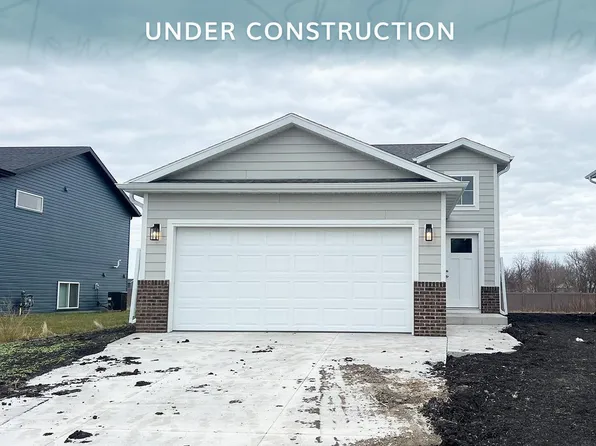 846 1st Ave, Horace, ND 58047