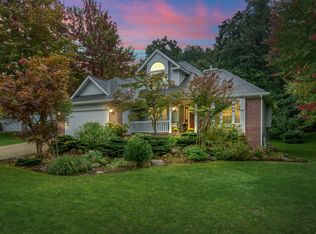 256 Jacaranda Dr, Battle Creek, MI 49015