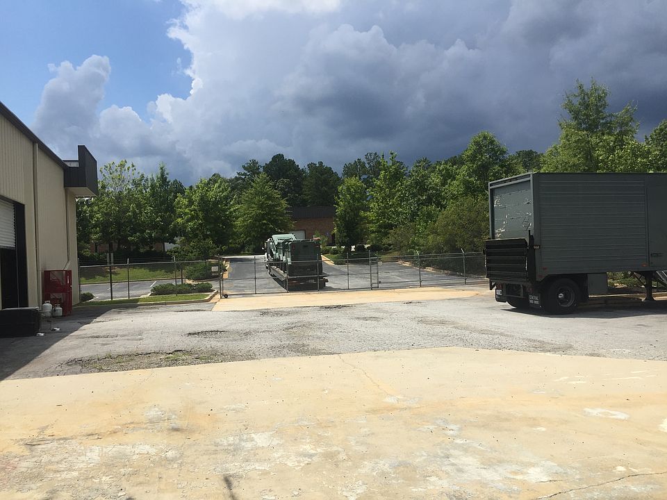 1st image of 565 Marksmen Ct