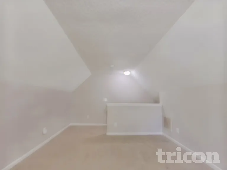 9043 Sanders Creek Ct — Photo 15