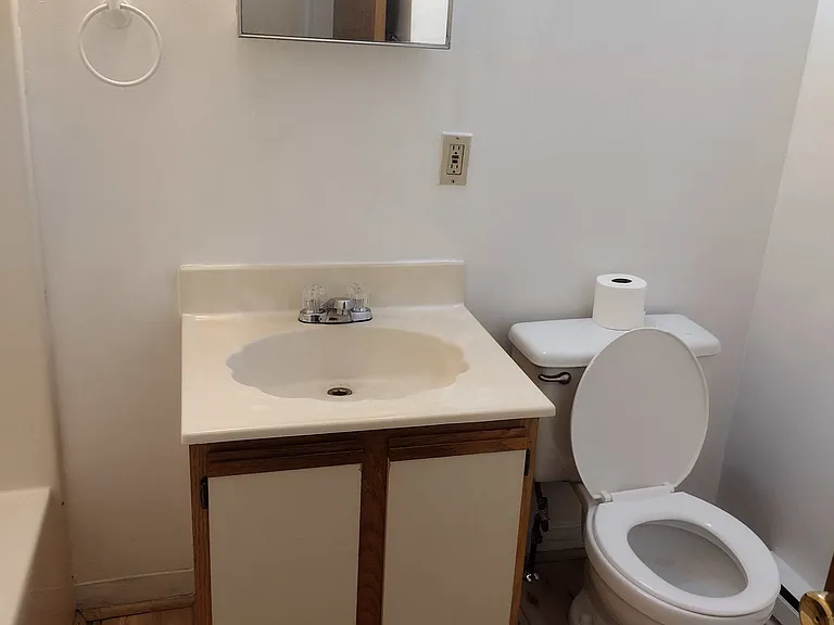 787 N Colony Rd #2-9 — Photo 2