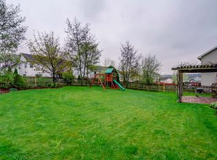 8409 Shale Dr, Madison, WI 53719