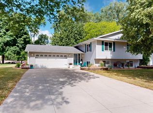 1825 Bayview Dr, Albert Lea, MN 56007