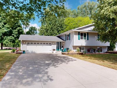 1825 Bayview Dr, Albert Lea, MN, 56007
