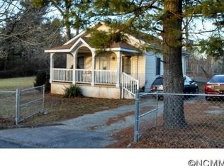 301 James St, East Flat Rock, NC 28726