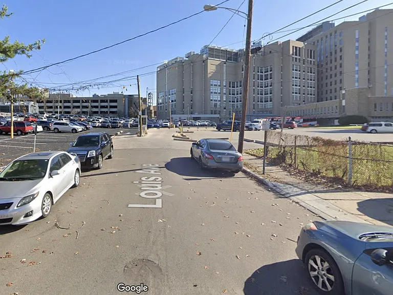 141 Louis Ave #1 — Photo 8