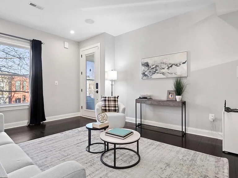 1501 1st St NW #1 — Photo 4