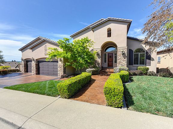 2nd image of 734 Glen Mady Way