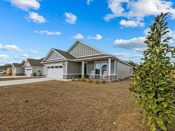 3rd image of 48 Arden Rd