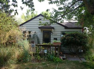 8560 37th Ave SW, Seattle, WA 98126