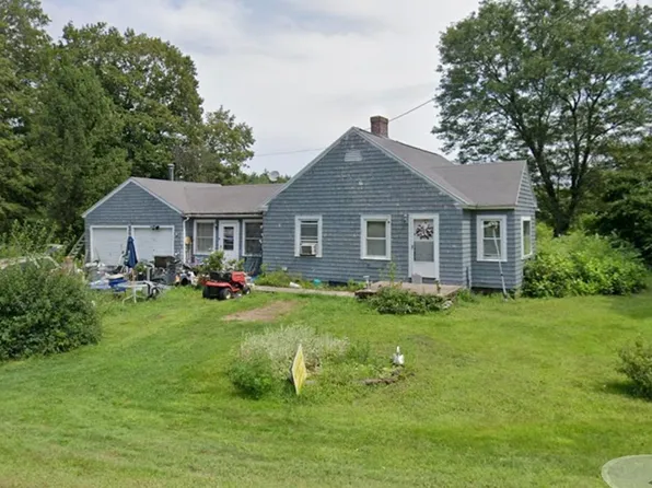 497 Chauncey Walker St, Belchertown, MA 01007