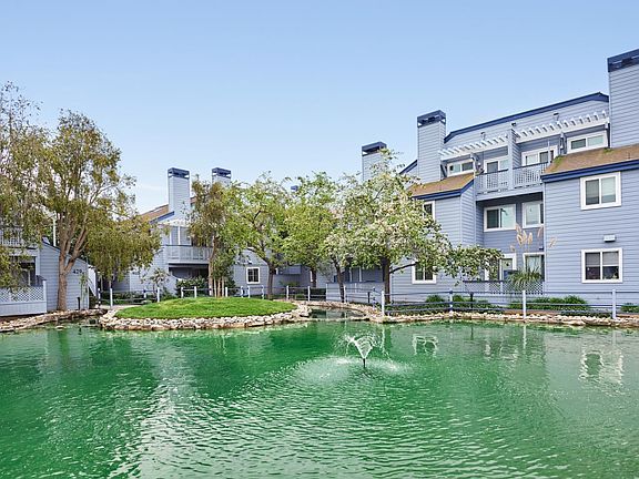 2nd image of 401 Cork Harbour Cir APT B