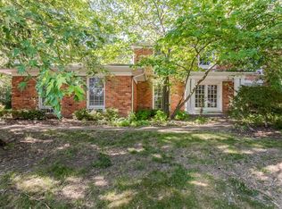 3572 Valleyview Ln, West Bloomfield, MI 48323