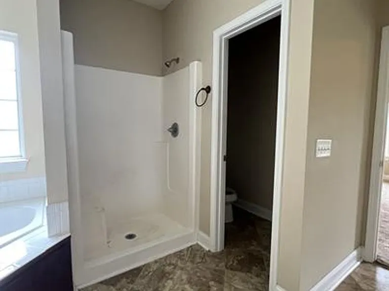 241 Miller St NE — Photo 11