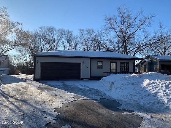 2nd image of 1904 Green Ln