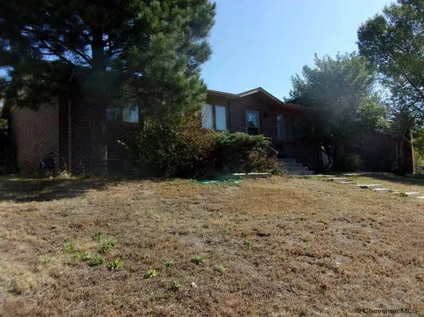 1010 Hoy Rd, Cheyenne, WY 82009