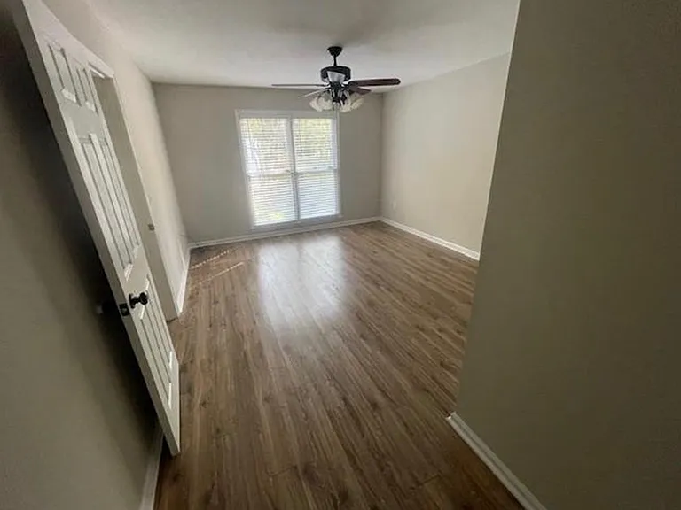 1420 Maplebrook Dr — Photo 13