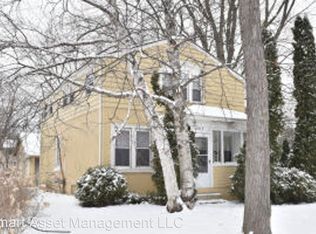 6618 N 56th St, Milwaukee, WI 53223