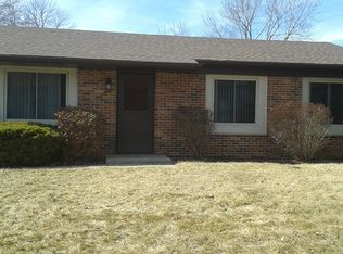 230 Huntingwood Rd, Matteson, IL 60443