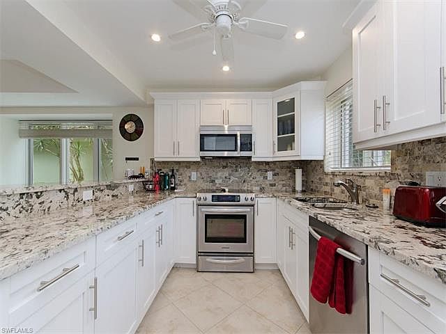 1st image of 420 Meadowlark Ln #420