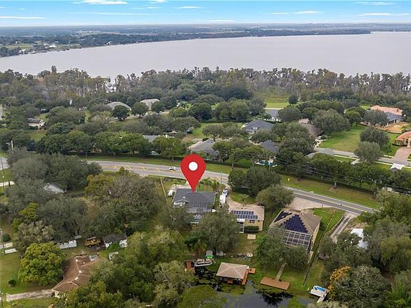 4th image of 11712 Lakeshore Dr