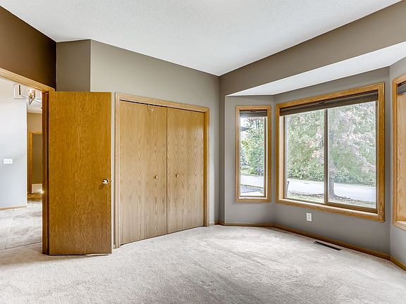 4th image of 1510 Pheasant Hills Dr