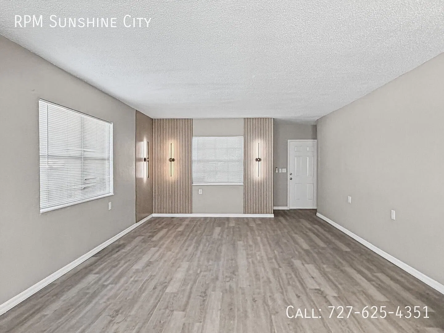 Recently Renovated 2-Bedroom Home with Fenced Backyard St. Petersburg, FL — Photo 2