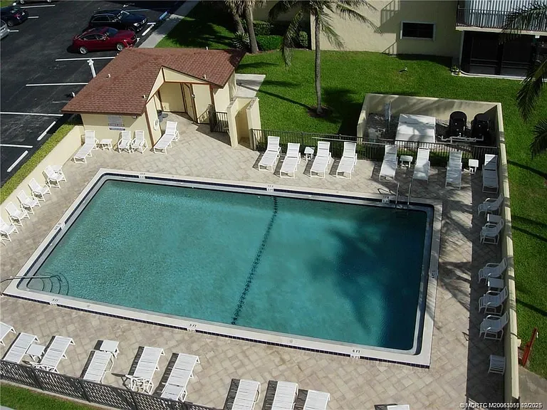 7410 S Ocean Dr #605 — Photo 6
