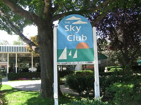 Sold by Robert E. Hill  | media 35