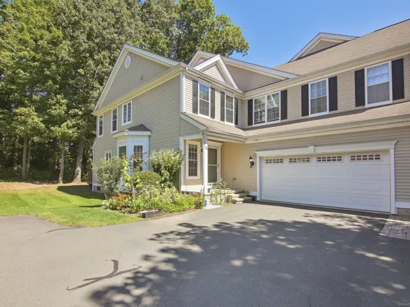 164 Sterling Drive #164, Newington, CT 06111