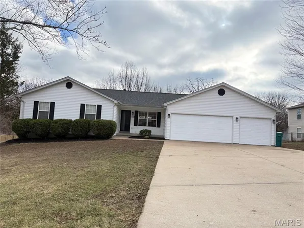 210 Northridge Dr, Gerald, MO 63037