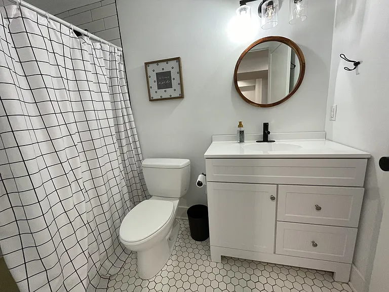 5912 Dublin St — Photo 15