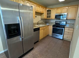 868 E Alvarado St E APT 1, Fallbrook, CA 92028