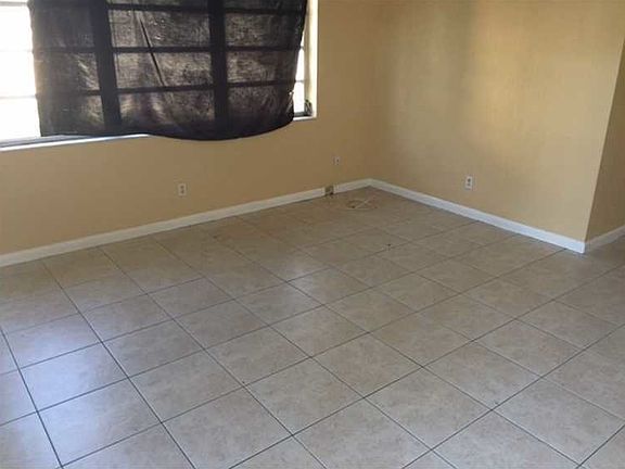 3rd image of 1120 NW 2nd Ave