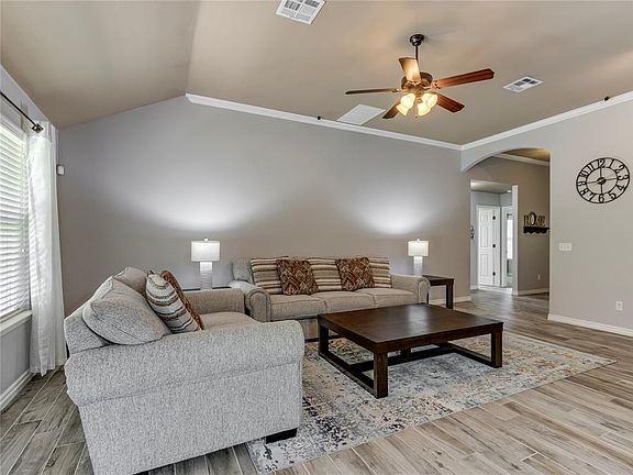 5th image of 10805 Turtlewood Dr