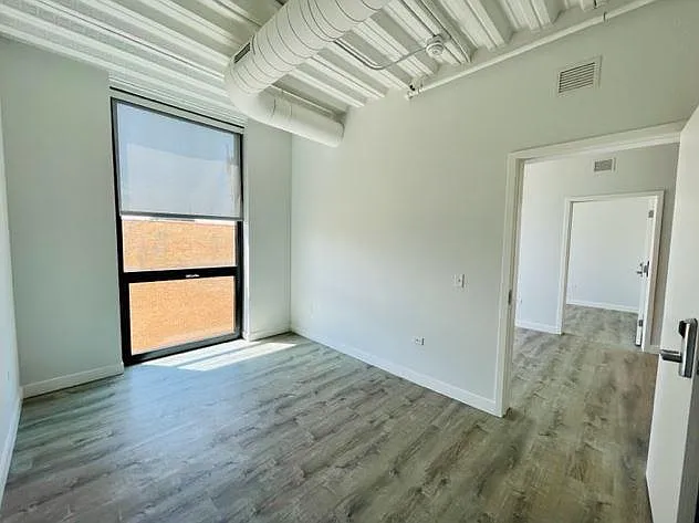 Arcade Residences — Photo 11