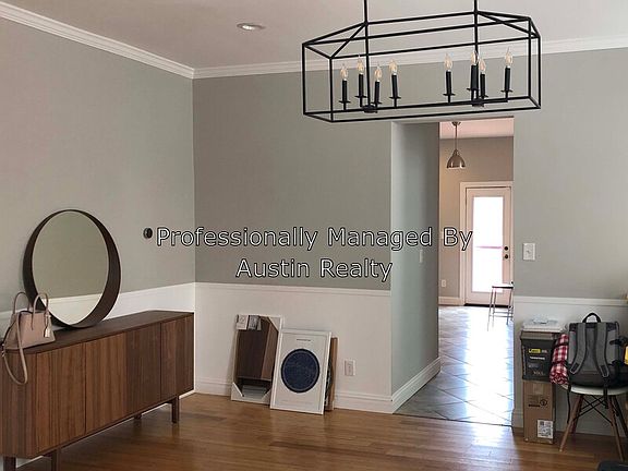 2nd image of 3226 Iowa Ave