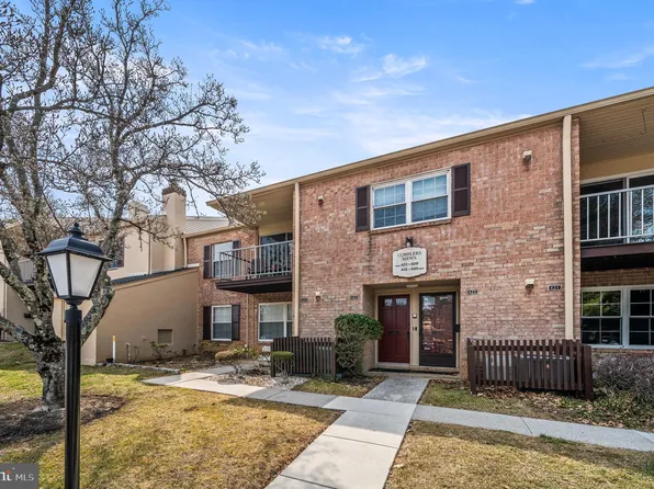 423 Old Forge Xing, Devon, PA 19333