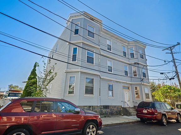 5th image of 104 Nightingale St
