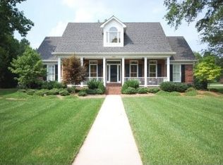 12809 Hidden Hills Ln, Mint Hill, NC 28227