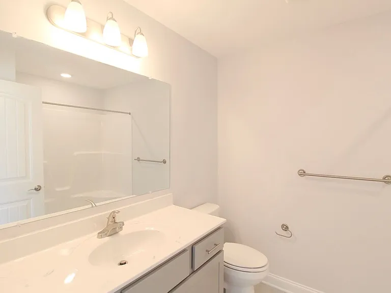 1073 Bluemoon Dr — Photo 22